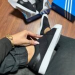 Adidas Slip On feminino