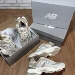 New Balance 9060 Marrom e Branco