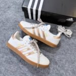 Adidas Samba Branco e Dourado