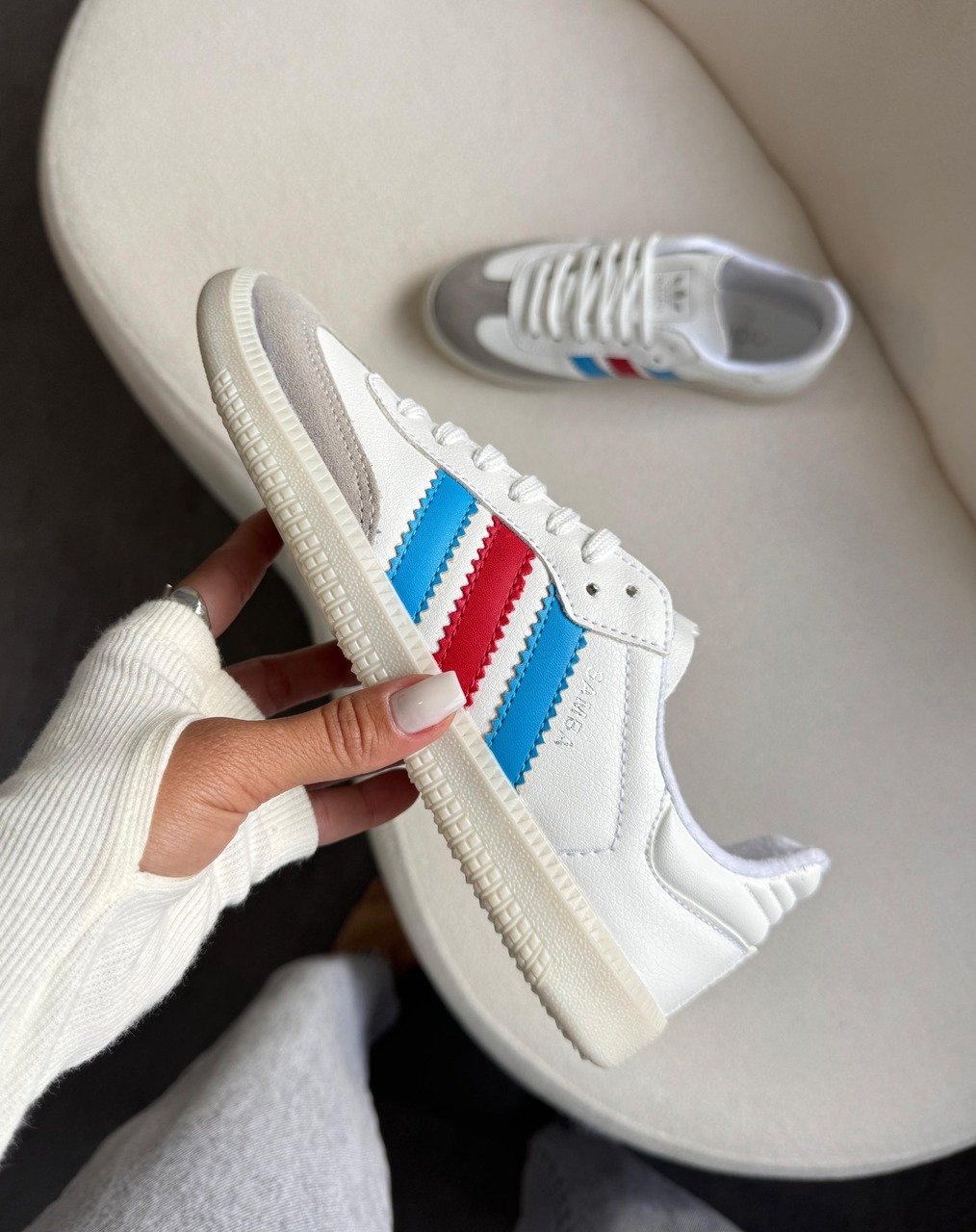 3 Adidas Samba Branco v2 - Imagem 1