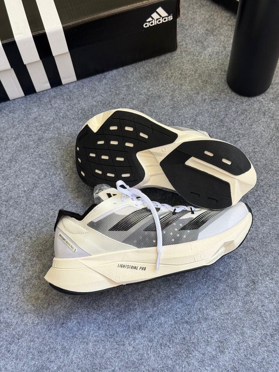 4 Adizero Pro 3 Branco V2 - Imagem 1