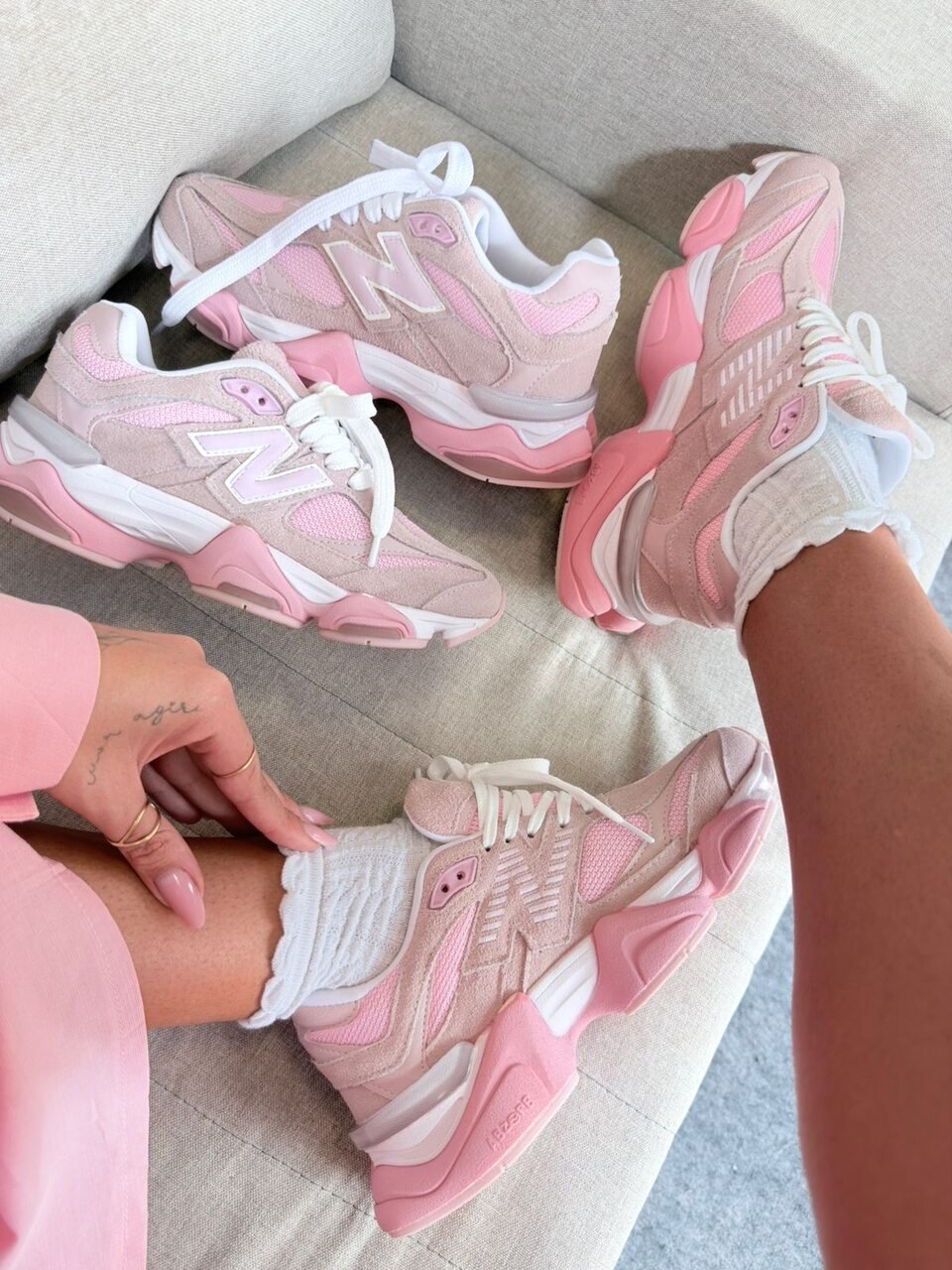 1 New Balance 9060 Rosa v2 - Imagem 1