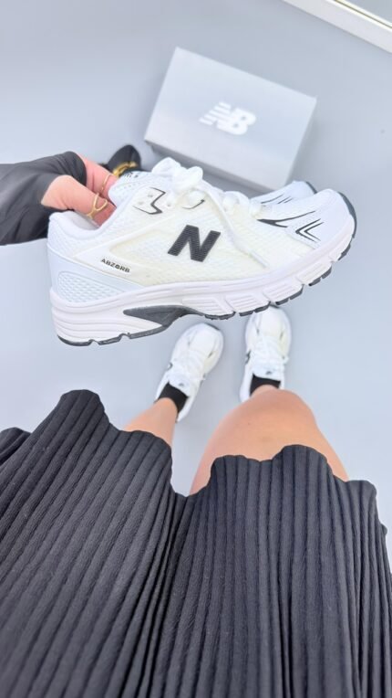 New Balance Abzorb Branco e Preto